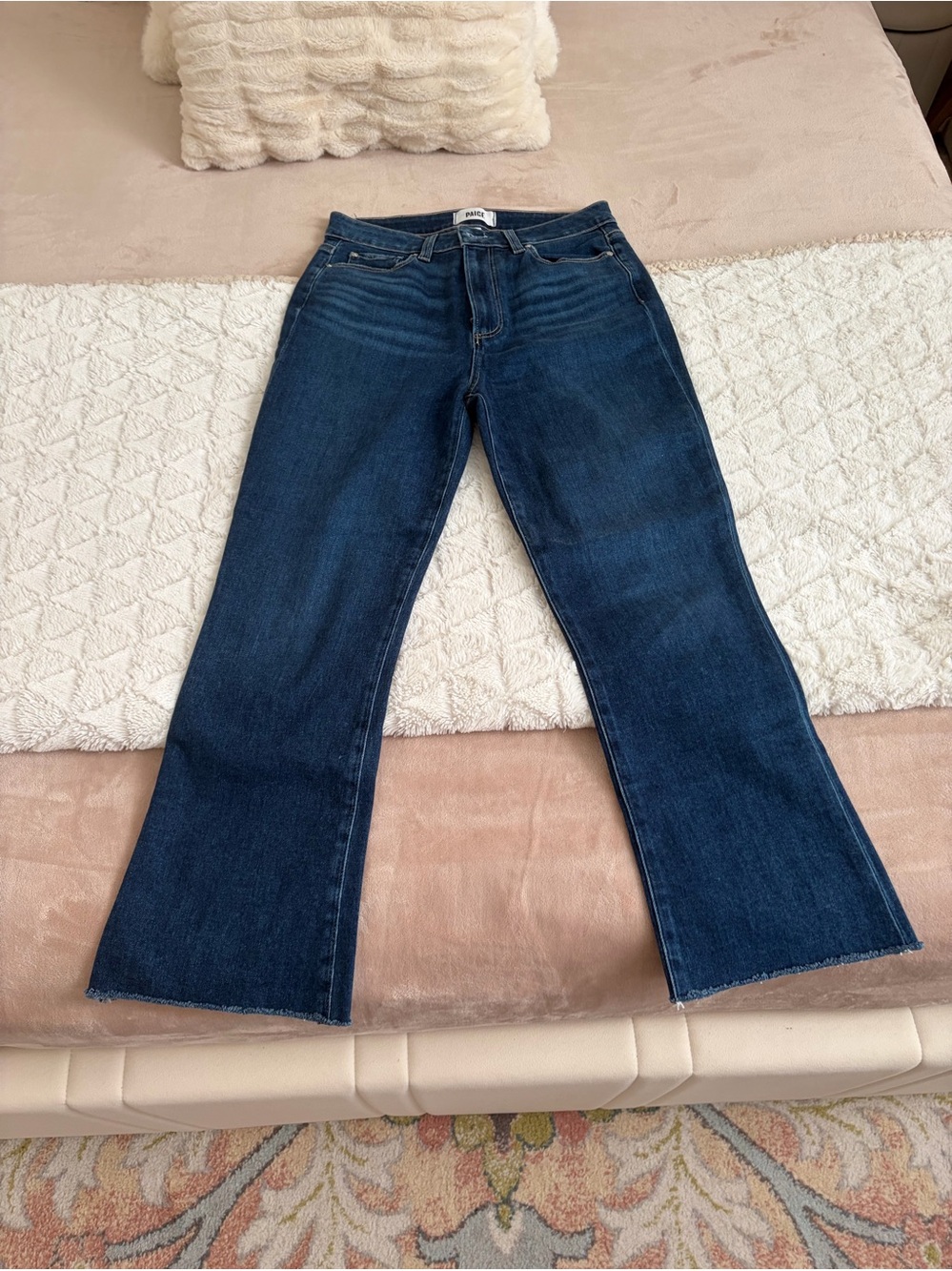 PAIGE Cropped JEANS. Blue High-Rise Jeans 29x27. Gently used a few times.